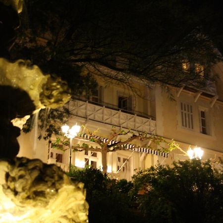 Hotel Villa La Cheneraie Saint-Raphaël 外观 照片