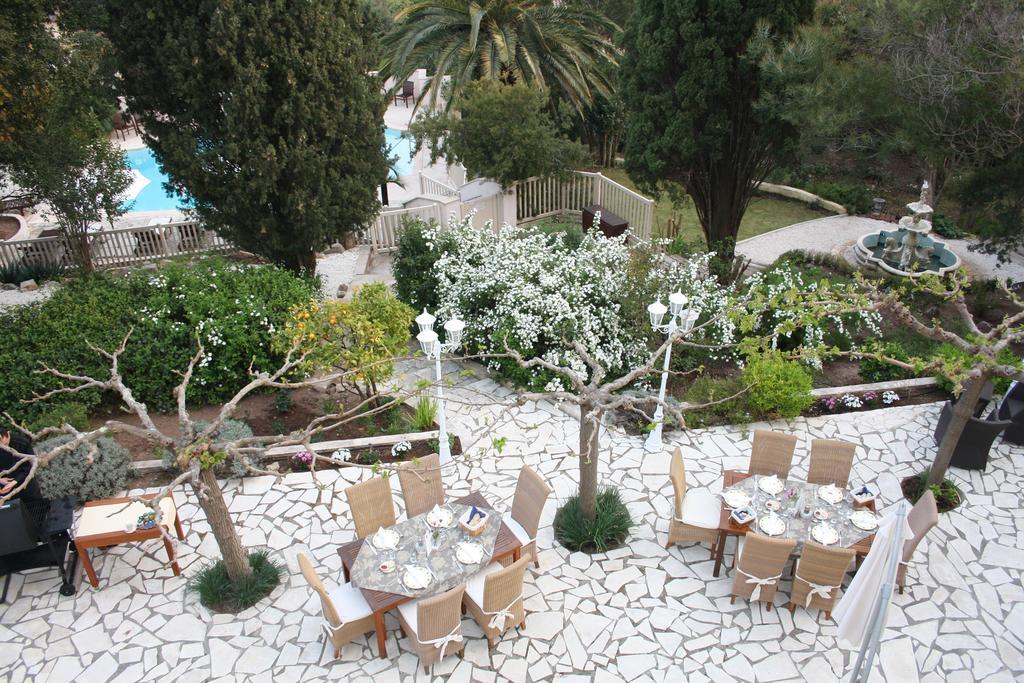 Hotel Villa La Cheneraie Saint-Raphaël 外观 照片