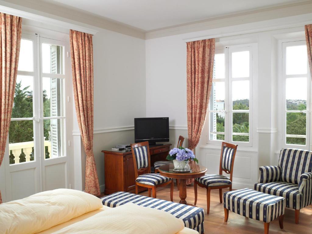 Hotel Villa La Cheneraie Saint-Raphaël 客房 照片